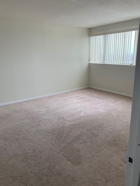 Burlington Square Apartments 1460 Ghent Ave, Burlington, ON L7S 1X7