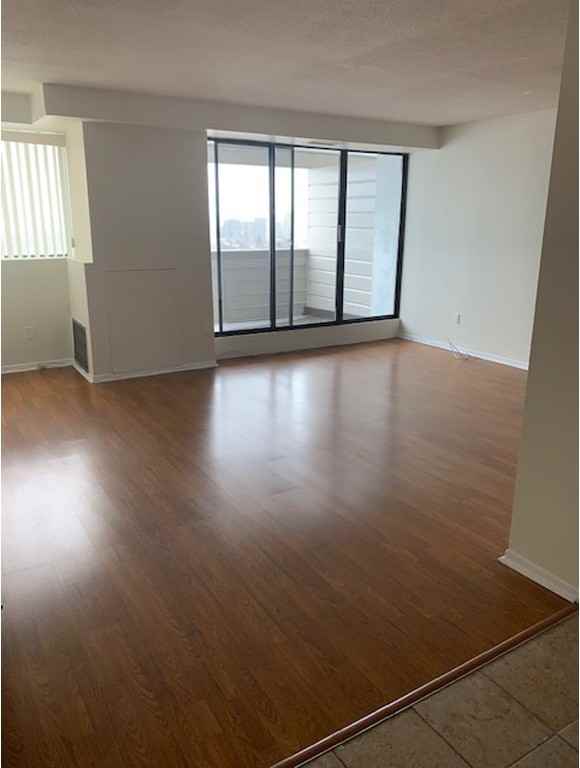 Burlington Square Apartments 1460 Ghent Ave, Burlington, ON L7S 1X7