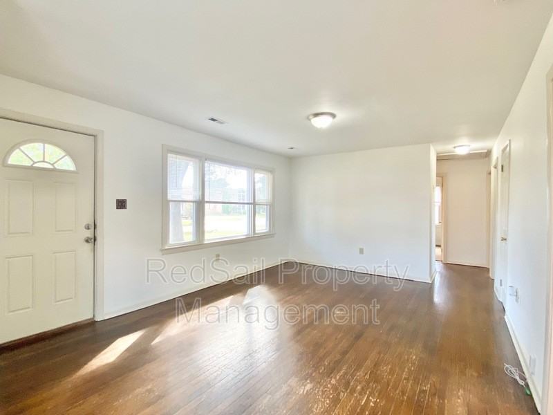 17 Hoopes Rd - Photo 3 of 15