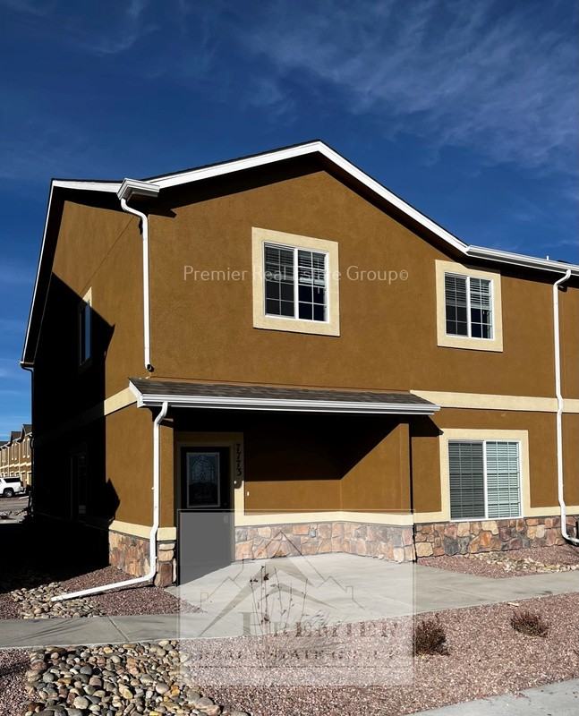 7773 Sand Lake Heights - Photo 2 of 18