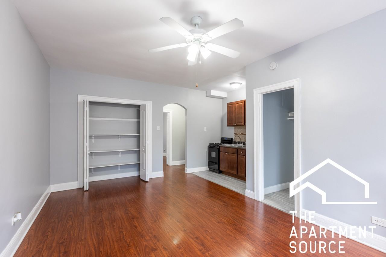 6930 N Greenview Ave #206 - Photo 4 of 16