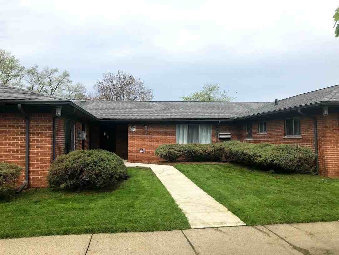 Maple Ranch Apartments - 2301 W 14 Mile Rd Royal Oak MI | Zumper