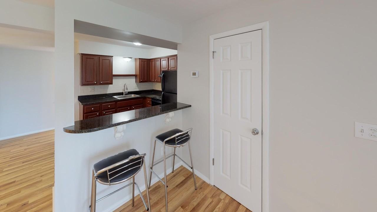 Windemere Apartments - Photo 4 of 14