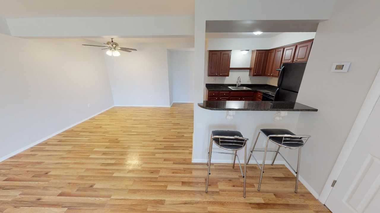 Windemere Apartments - Photo 5 of 14