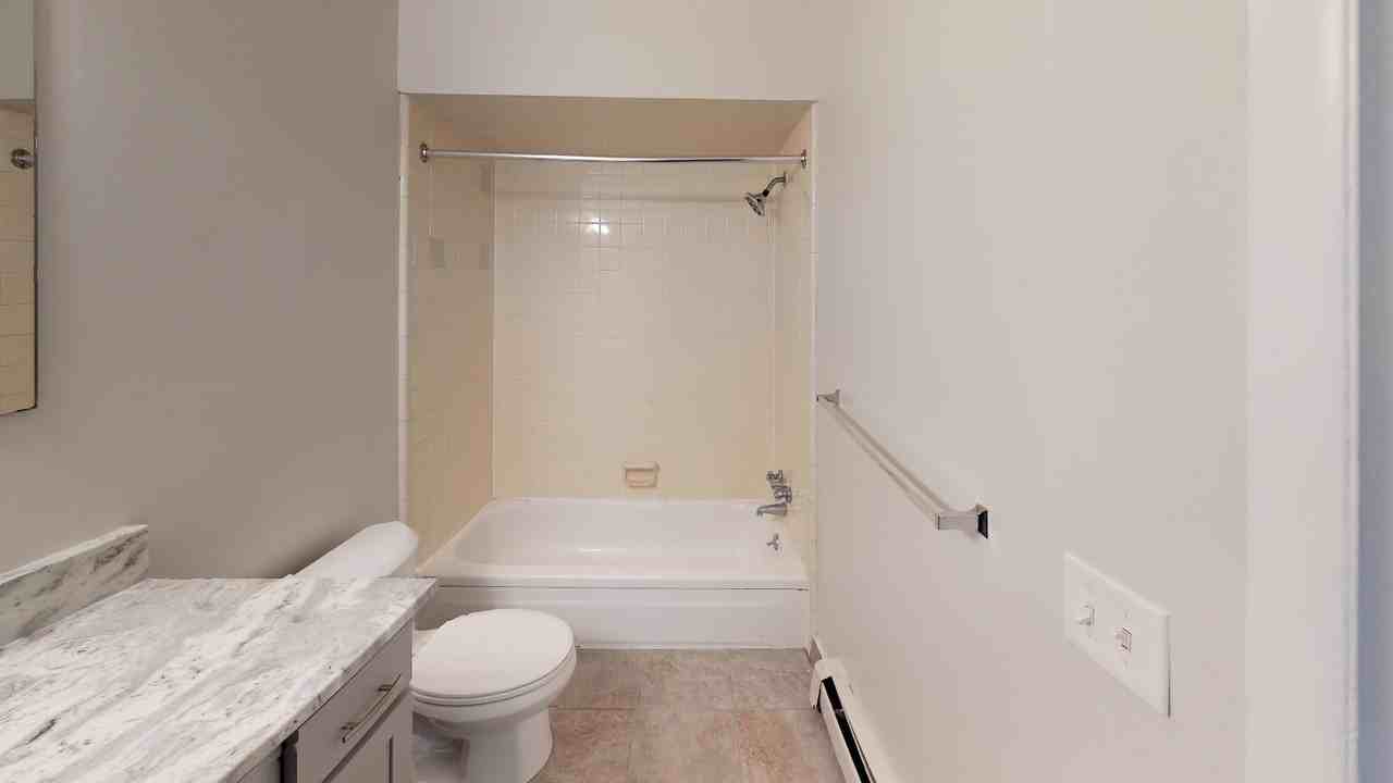 Canterbury Apartments - Photo 4 of 10