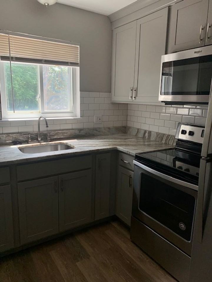 Canterbury Apartments - Photo 6 of 19