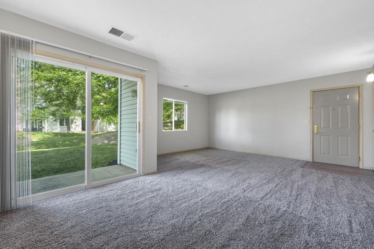 Columbia Woods Apartments - Photo 5 of 50