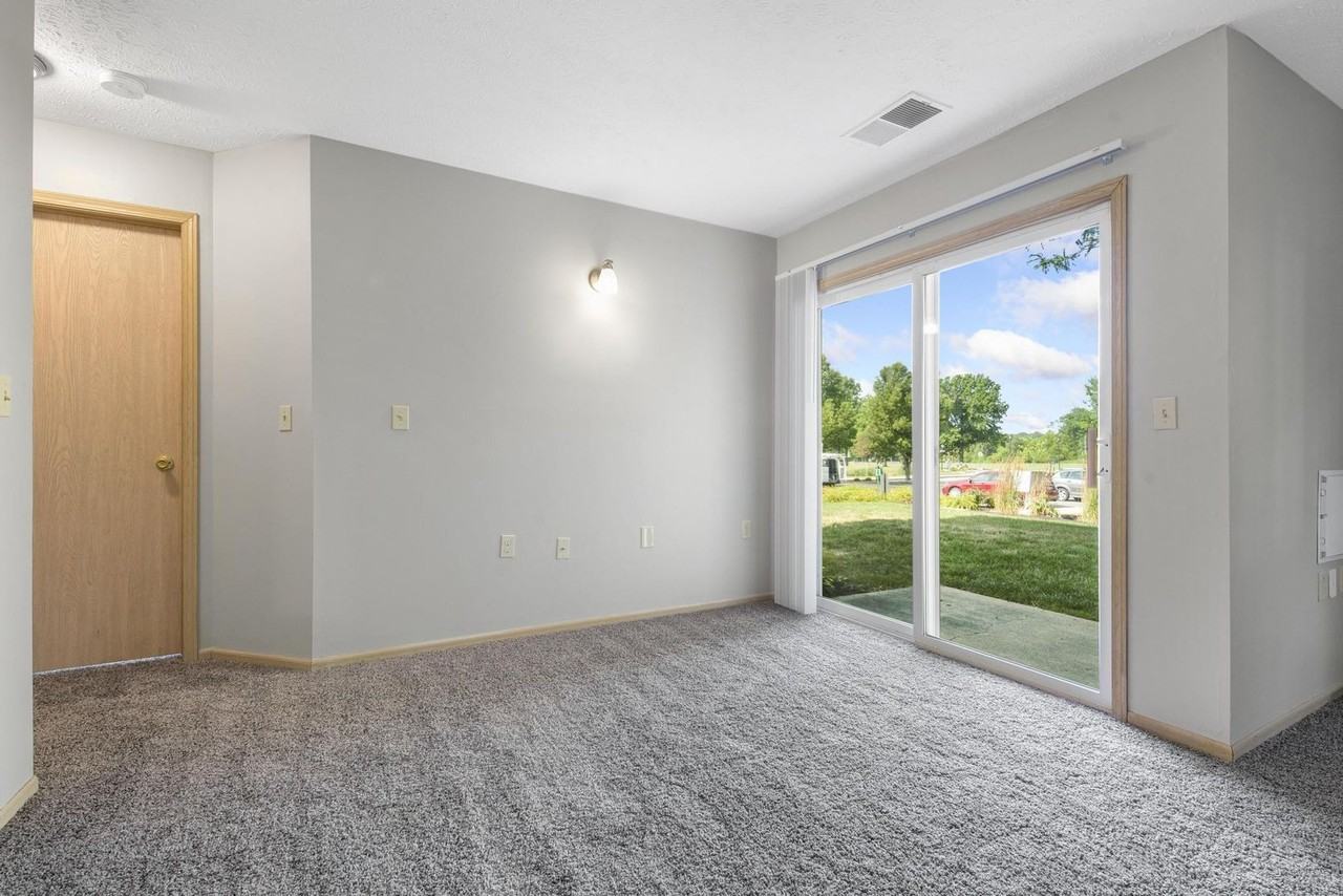 Columbia Woods Apartments - Photo 6 of 50