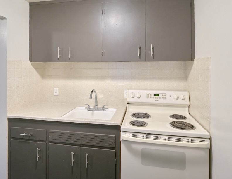 3430 Rainier LLC - Photo 3 of 11