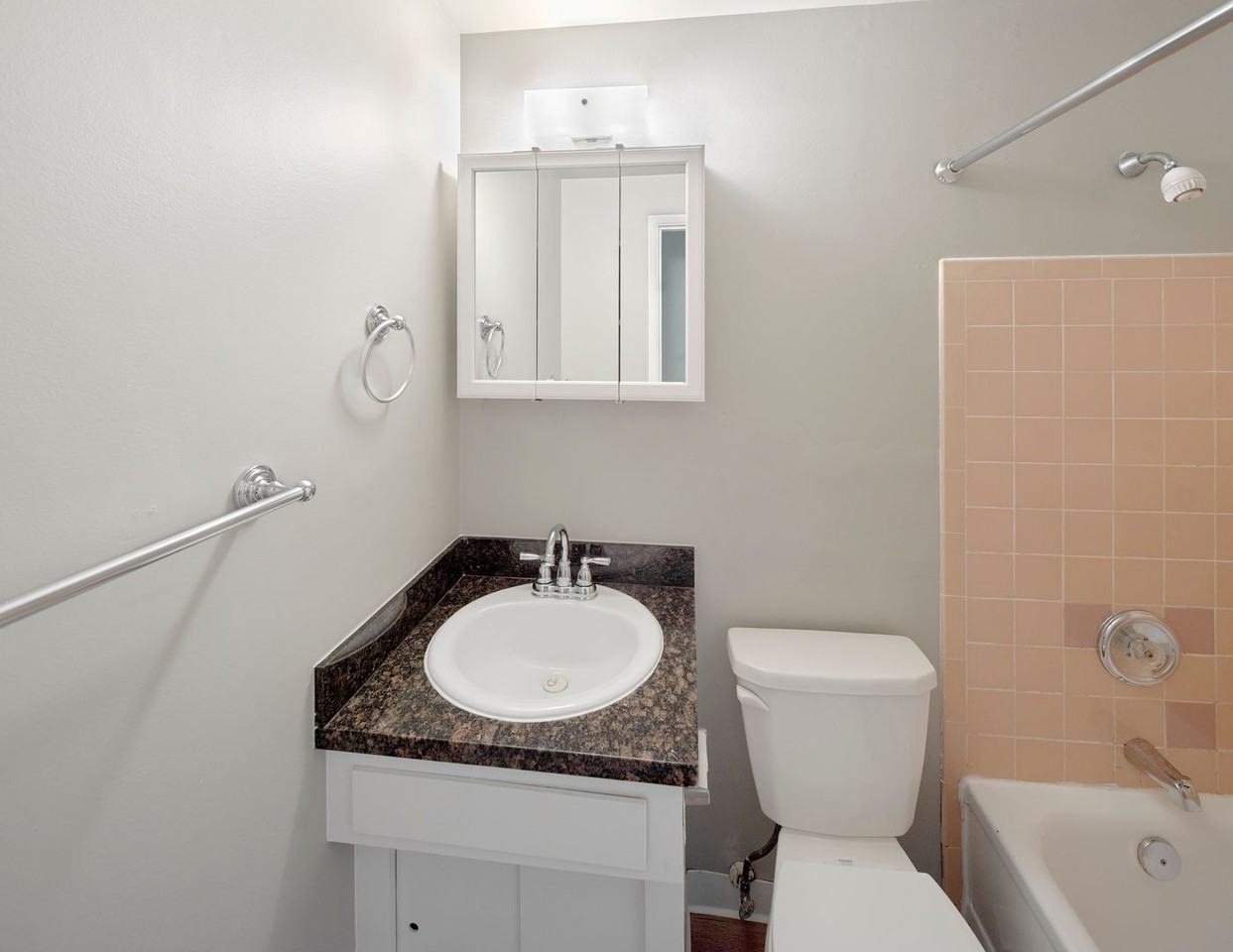 Gladstone Holdings LLC - Photo 6 of 10