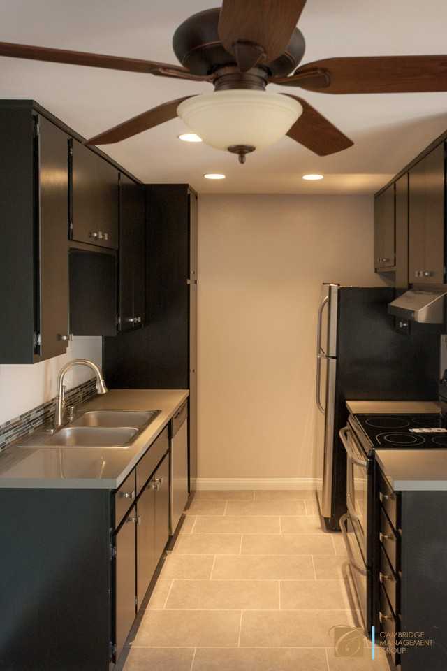 3989 Richmond St - Photo 2 of 6