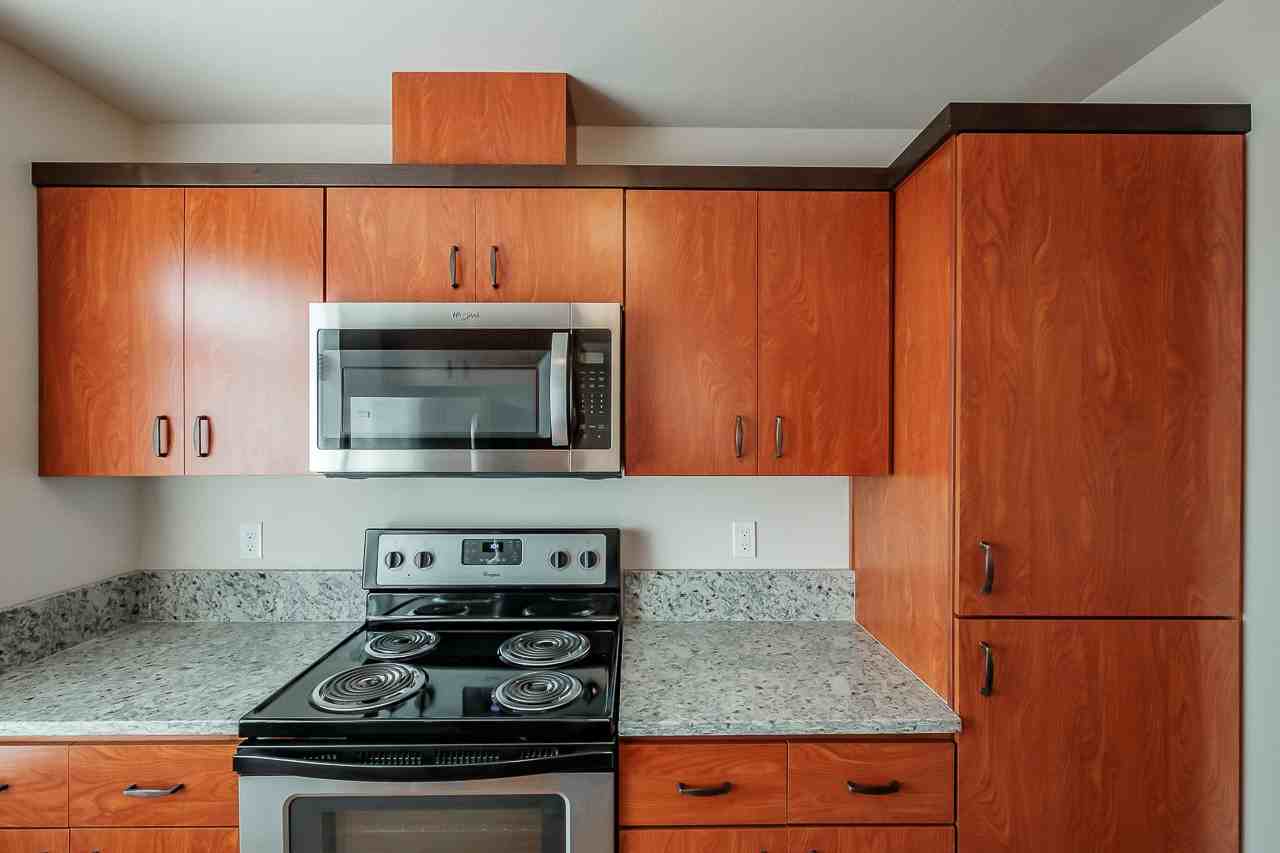 Goodnight Townhomes - Photo 5 of 50