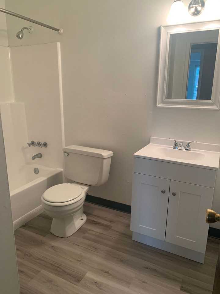 Lakeway Woods - Photo 3 of 9