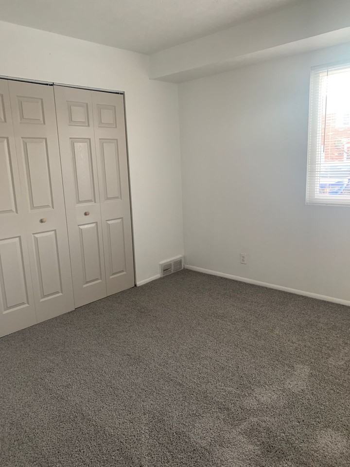 Lakeway Woods - Photo 5 of 9