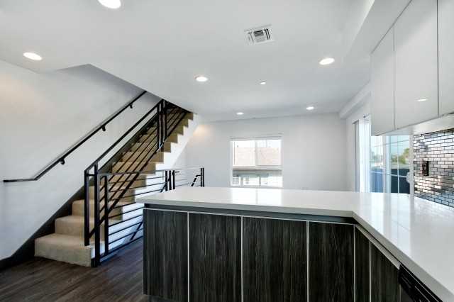 Come home to this New Modern Townhouse in Westchester! - Photo 4 of 22