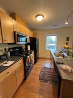 featured image of 2006 Jefferson Park Ave