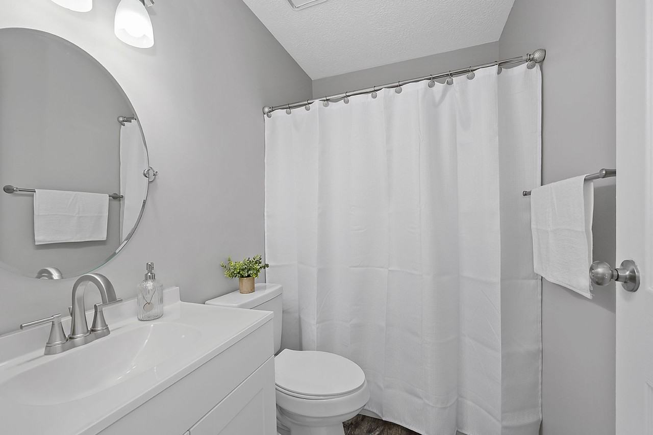 Skyridge Apartment Homes Apartments 5411 Bluesky Dr, Dent, OH 45247