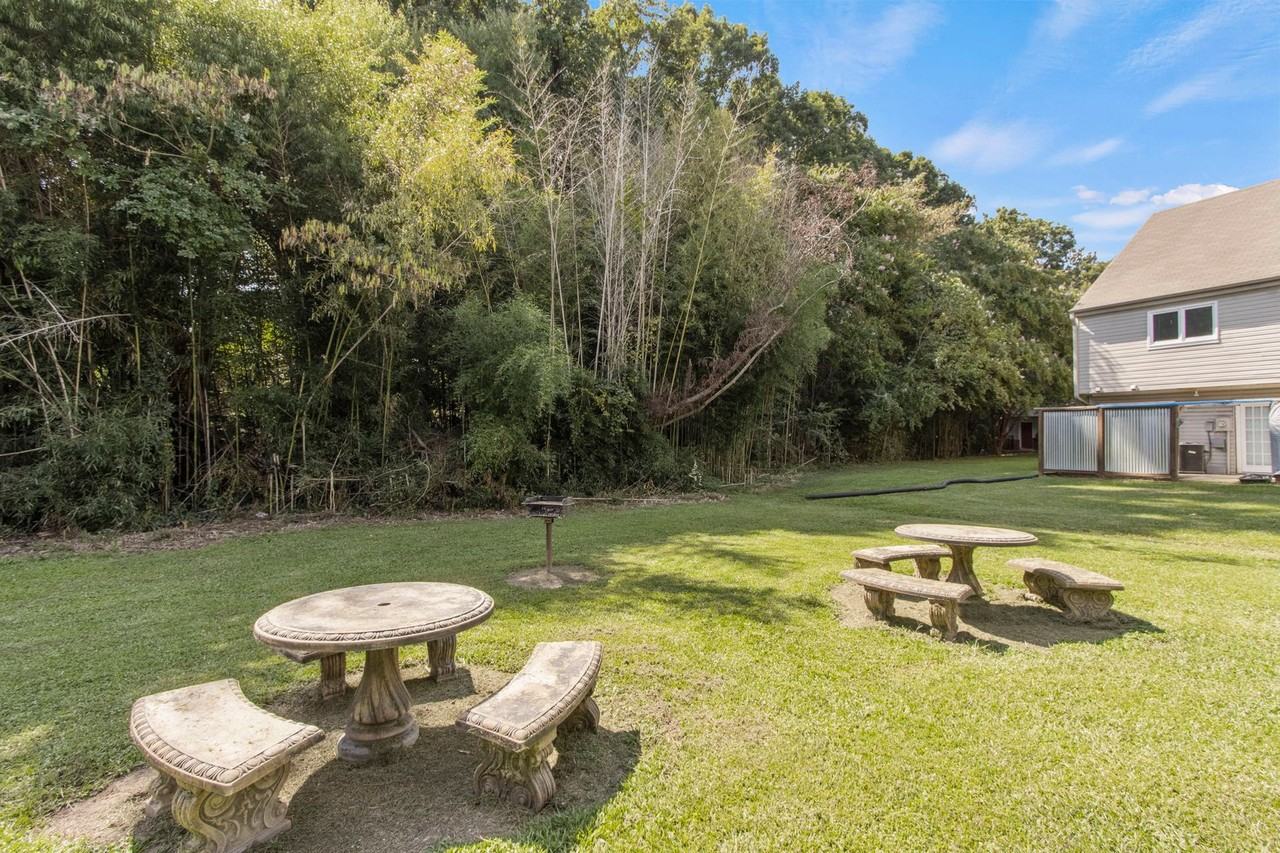 Renovated Townhomes minutes from Downtown Greenville! - Photo 5 of 42