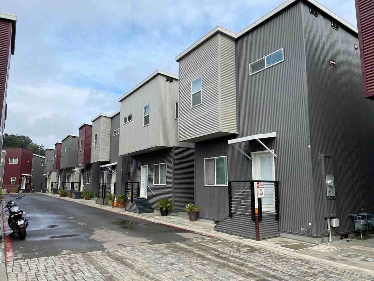 Beautiful Apartment Community in Downtown San Luis Obisp - Photo 2 of 6