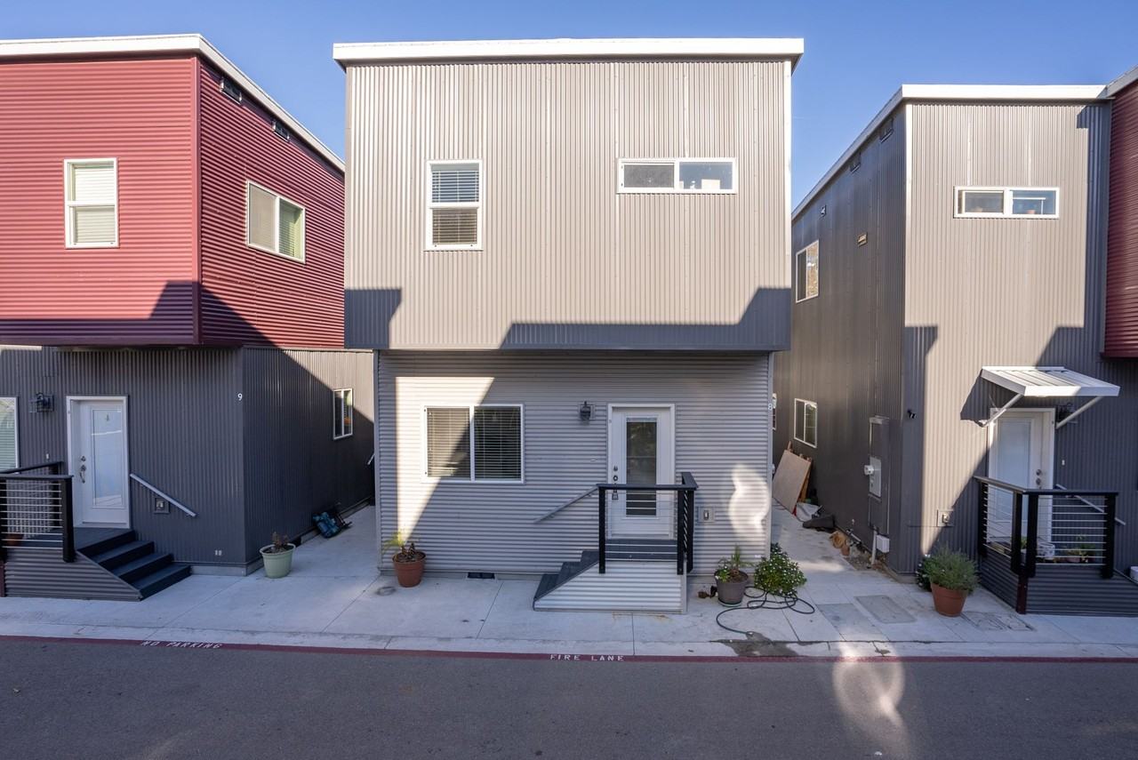 Beautiful Apartment Community in Downtown San Luis Obisp - Photo 4 of 6