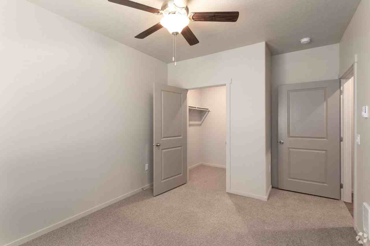 4163 W Dunkirk Ave - Photo 6 of 7