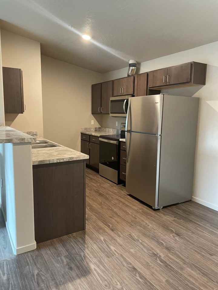 4163 W Dunkirk Ave - Photo 3 of 6