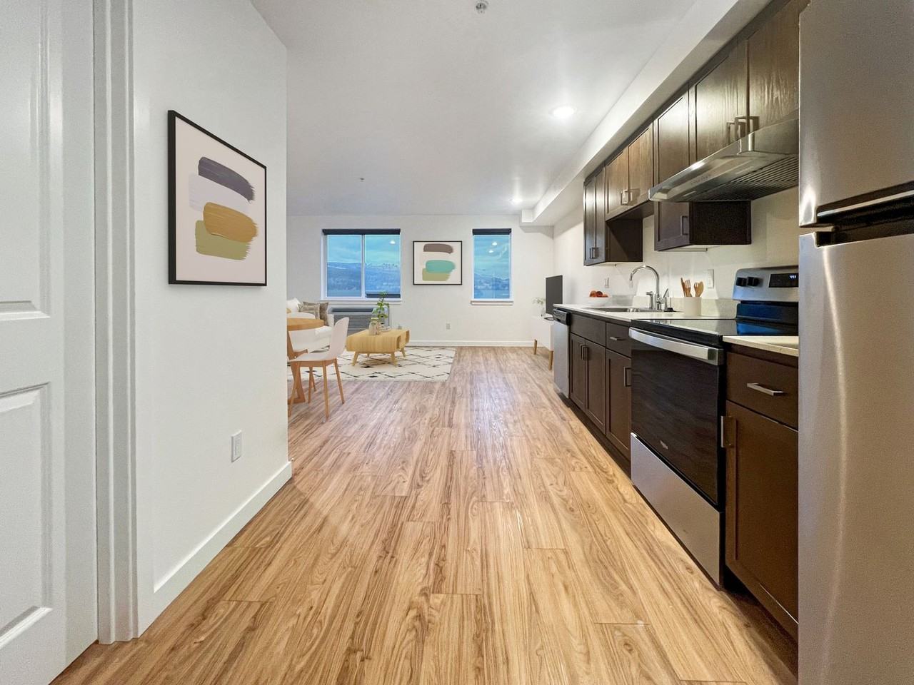 Leeward Apartments - Photo 7 of 12