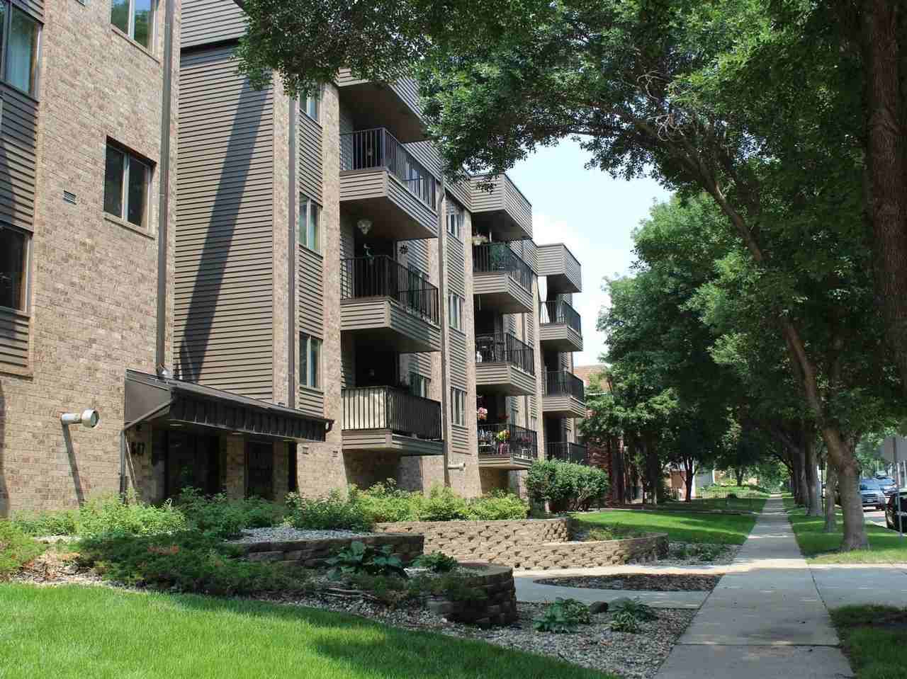 Main Square - Photo 2 of 32