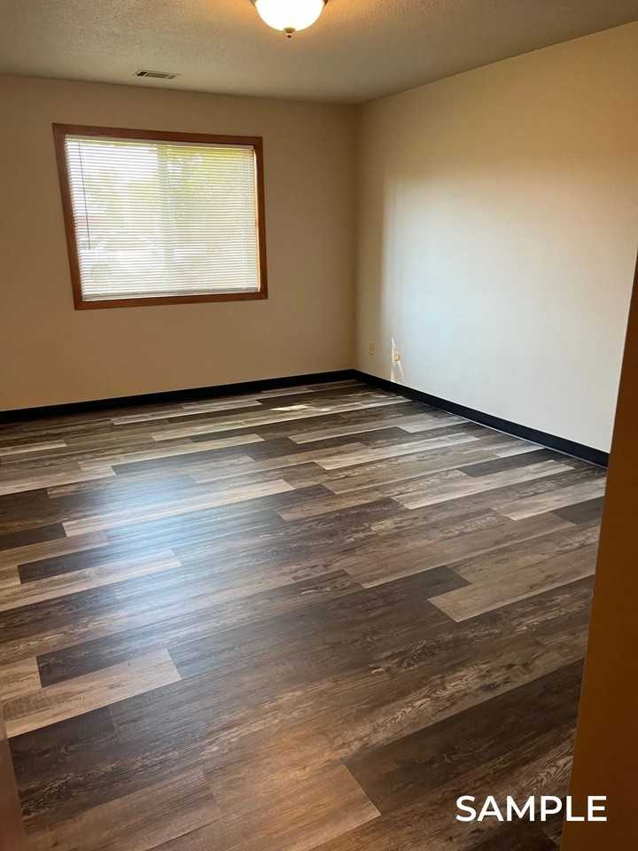 2301 W. 46th St. - Photo 4 of 50