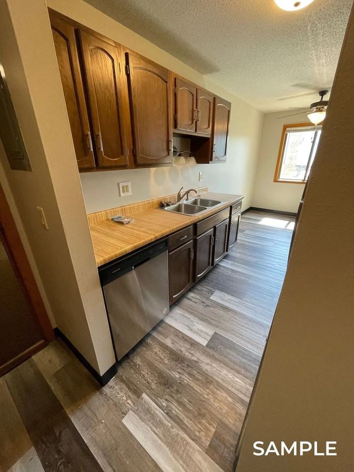 2301 W. 46th St. - Photo 5 of 50