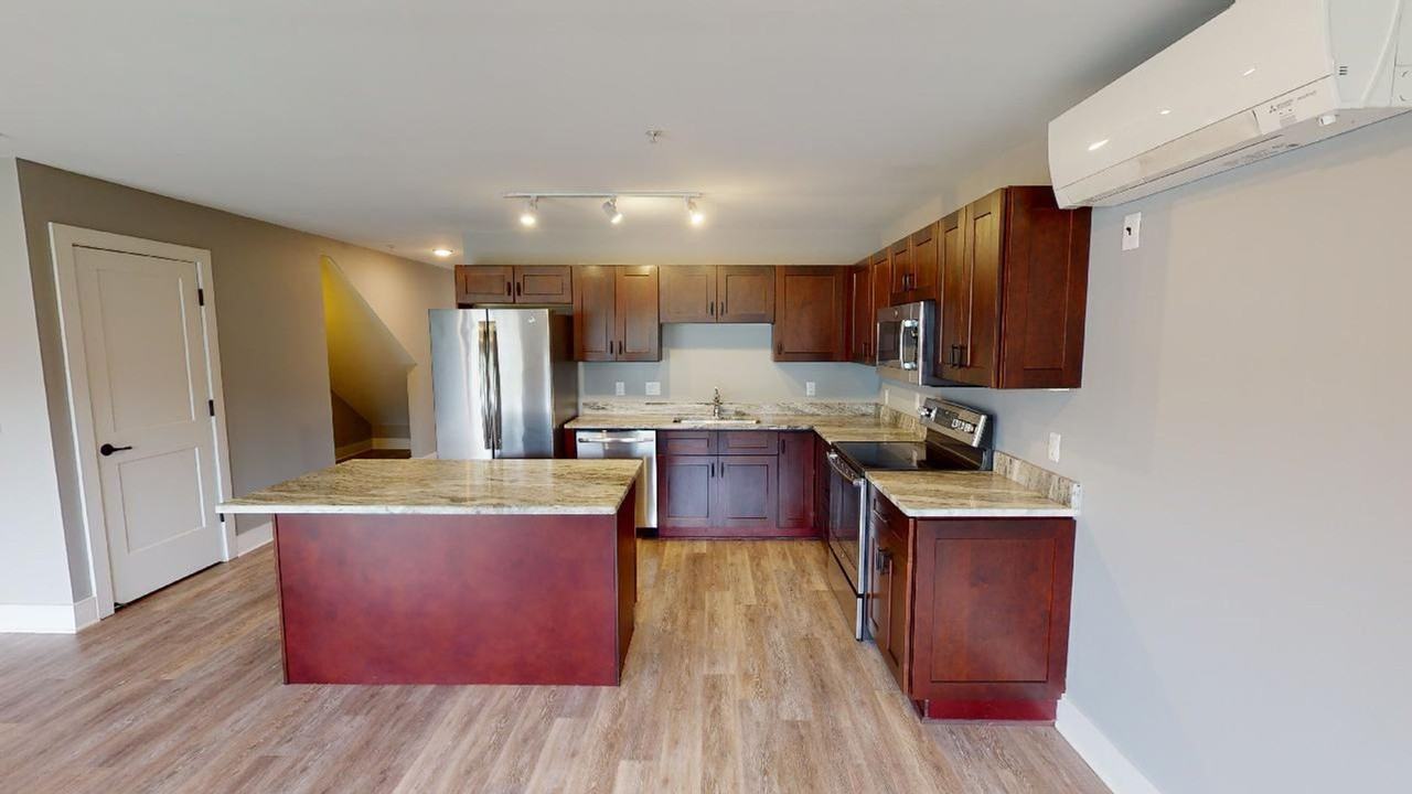 Birmingham Parkside Lofts - Photo 2 of 19