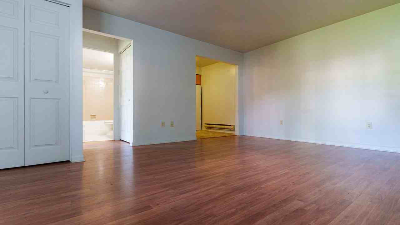 Riverbend Apartments - Photo 3 of 38