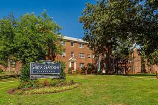 6024 Vista Dr - Photo 1 of 1