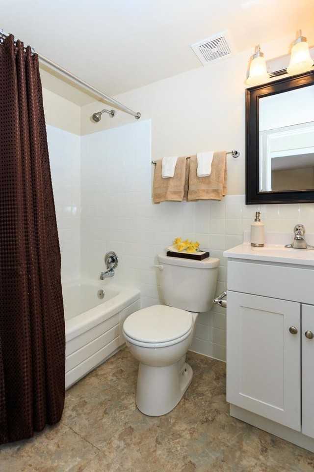 Gaitherhouse Apartments - Photo 5 of 11