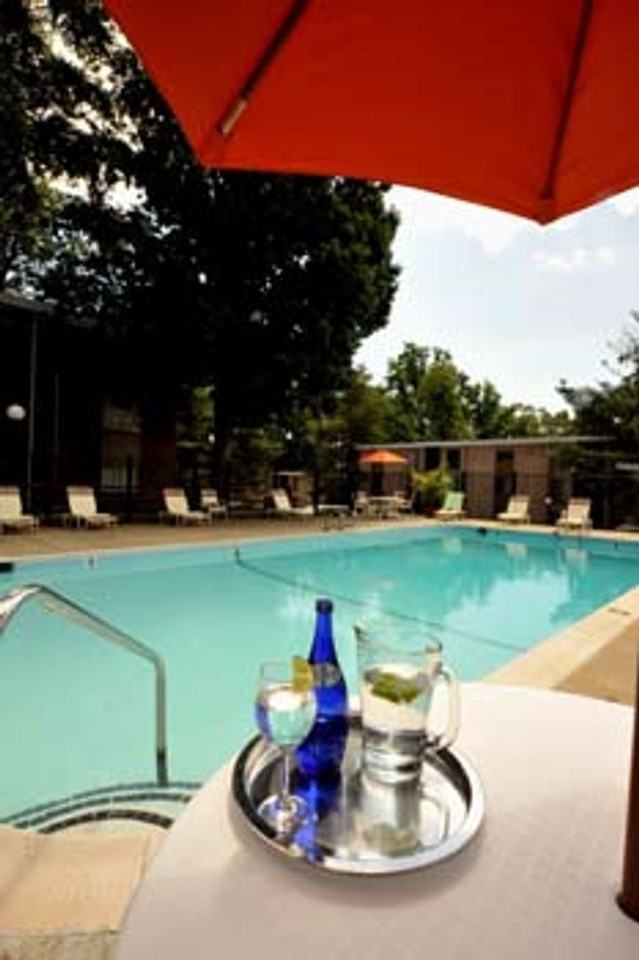 Gaitherhouse Apartments - Photo 6 of 11