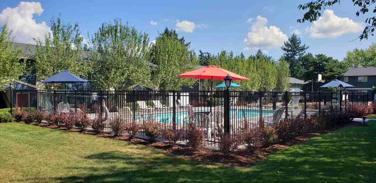 Sunflower Apartments - Photo 4 of 50