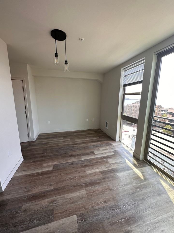 Bode Uptown - Photo 4 of 25