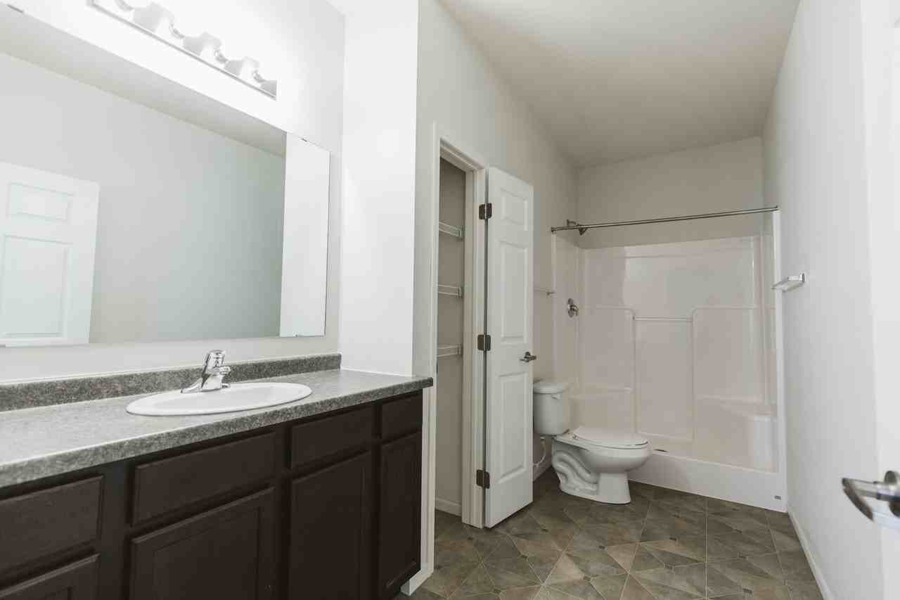 Live at Silver Lake Apartments - Photo 7 of 24