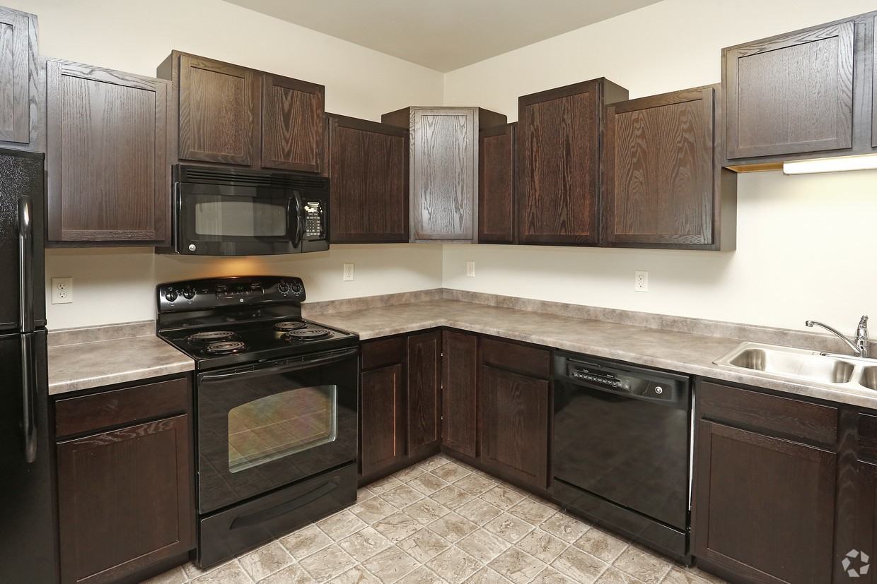 Welcome to Crystal Creek Place — Modern Living in South Fargo - Photo 3 of 18