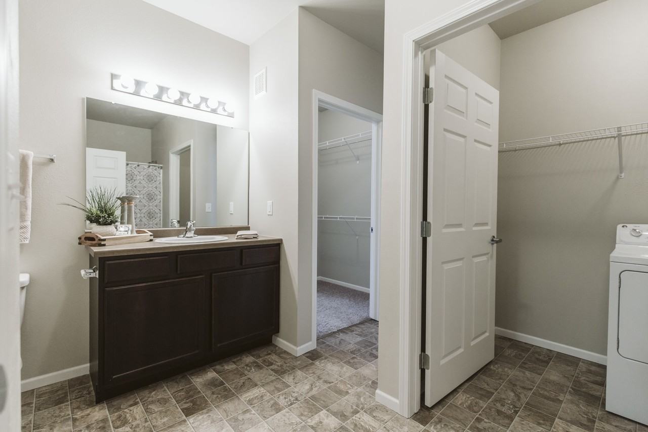 Welcome to Crystal Creek Place — Modern Living in South Fargo - Photo 6 of 28