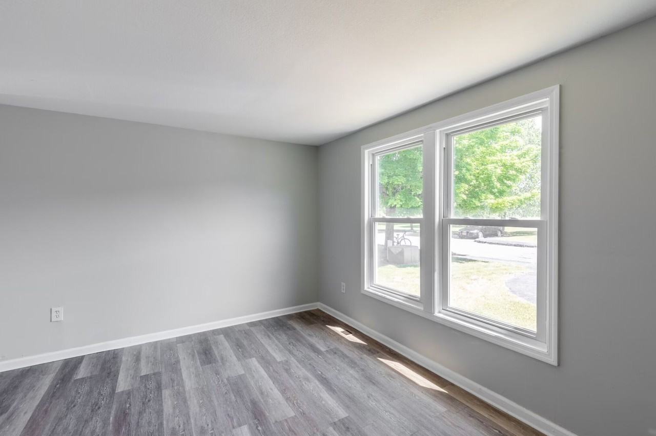 Anthos Townhomes - Photo 6 of 41