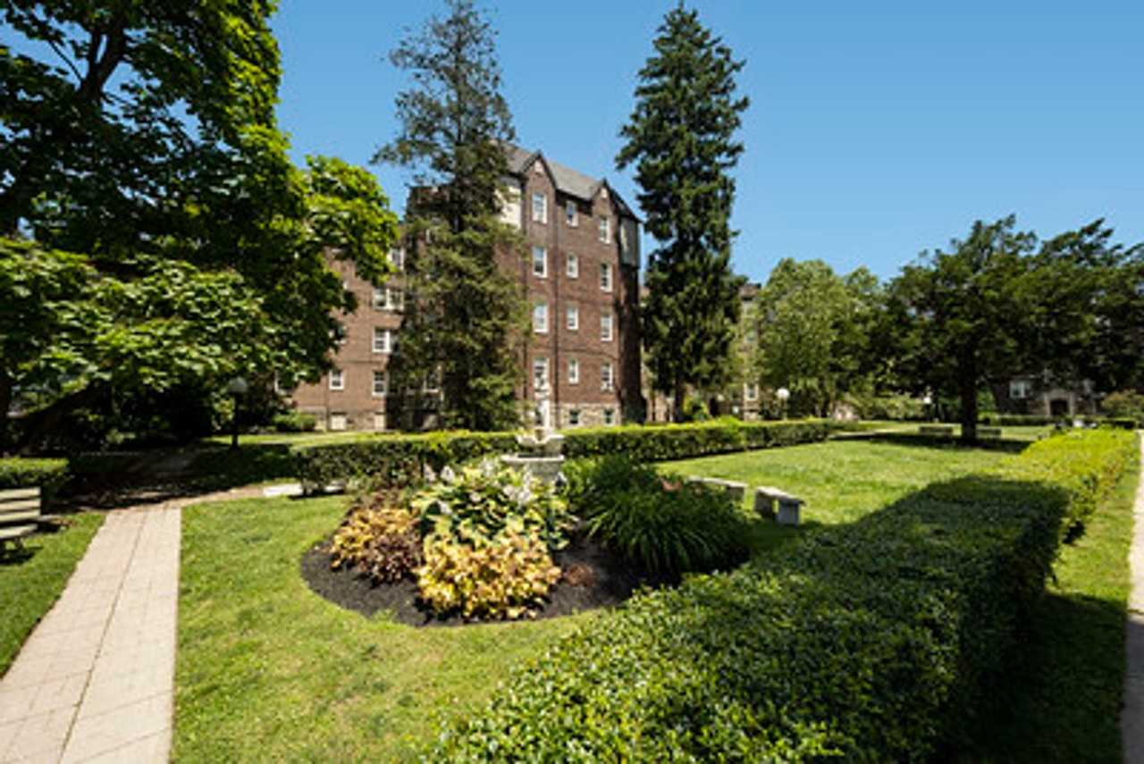 Upsal Gardens Apartments - Photo 5 of 50