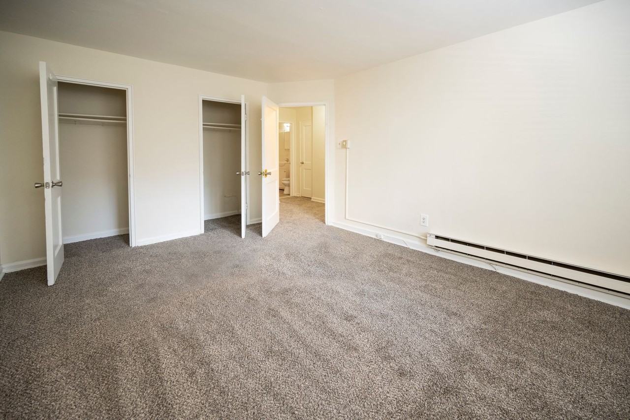 Boulevard Gardens Apartments - Photo 2 of 8