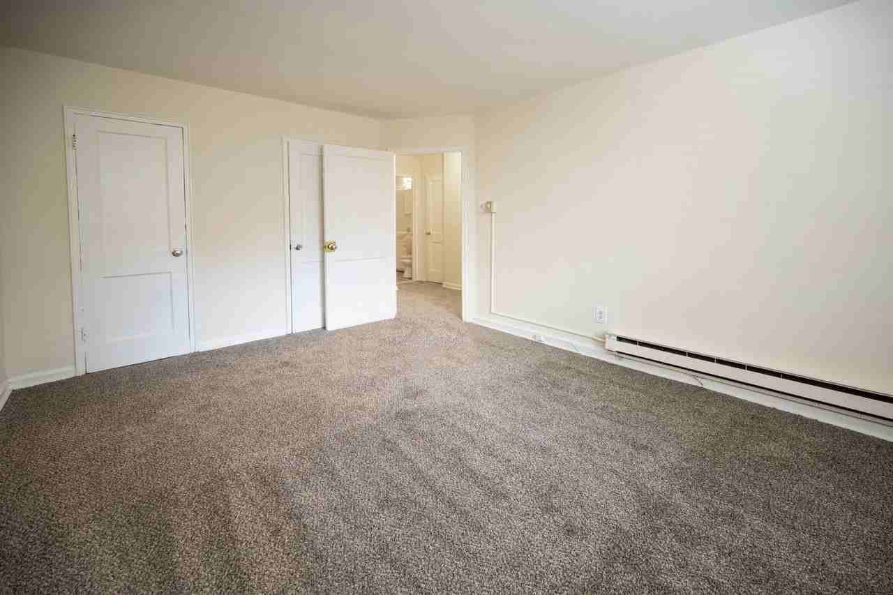 Boulevard Gardens Apartments - Photo 4 of 8