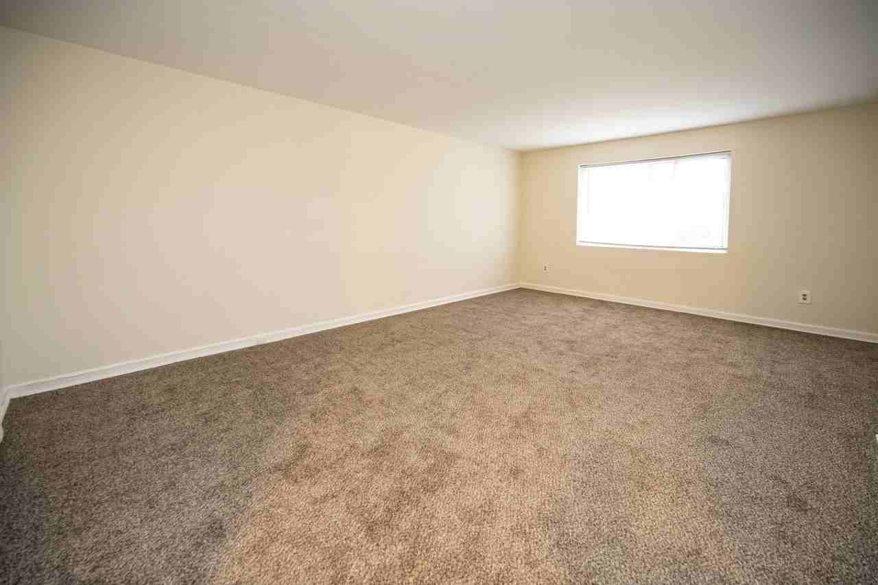 Boulevard Gardens Apartments - Photo 6 of 8