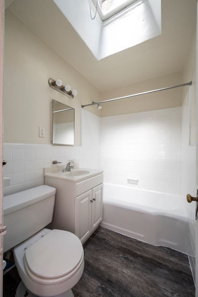 Welcome to 3901 Roosevelt Blvd – Where Charm Meets Convenience in Northeast Philadelphia! - Photo 6 of 15