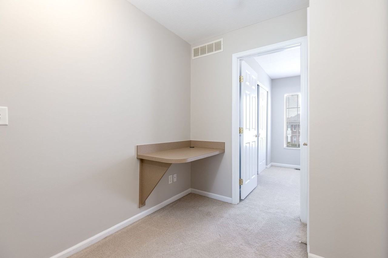 Lakeside Apartments at Green Pastures - Photo 6 of 50