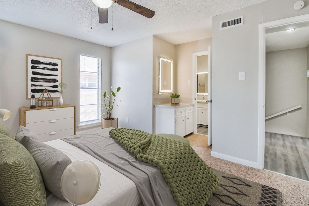 Kenosha Village - Photo 5 of 23