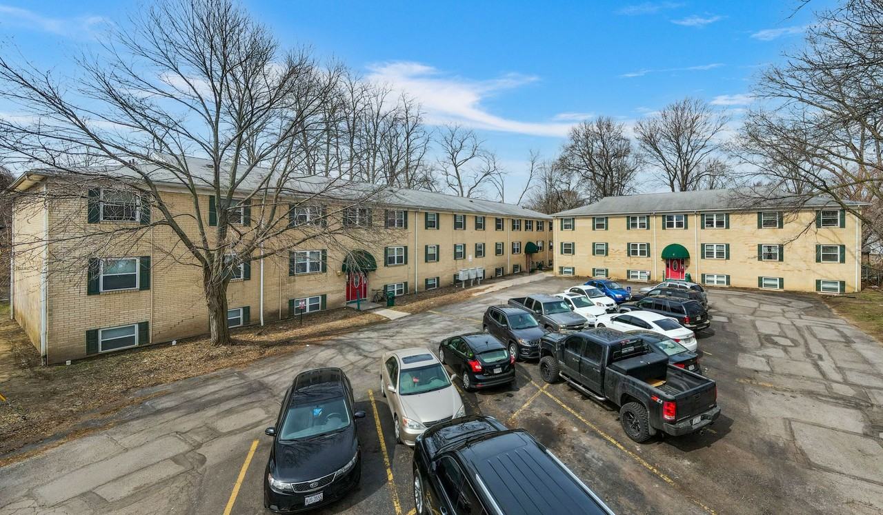 Grant Street Apartments - Photo 4 of 50