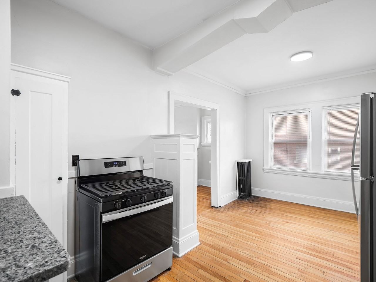 Robinview Apartments - Photo 6 of 46